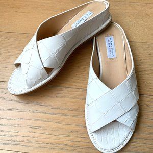 Gabriela Hearst "Ellington" Sandals